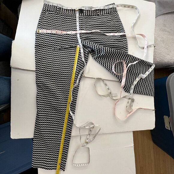 Banana Republic Hampton Black White Geometric Print Crop Ankle Trouser Pant Sz 4 - Picture 14 of 14